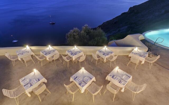 Mystique, a Luxury Collection Hotel, Santorini