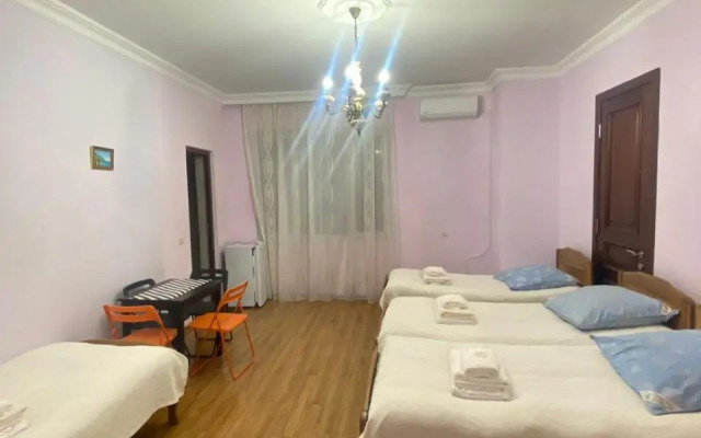 Ninoshvili Street Apartment