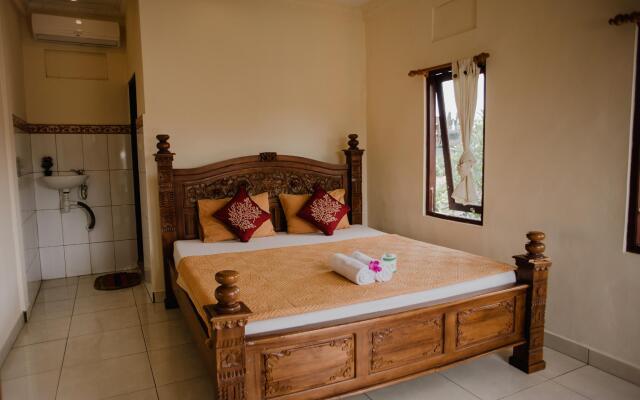 Nyoman Warta Accommodation