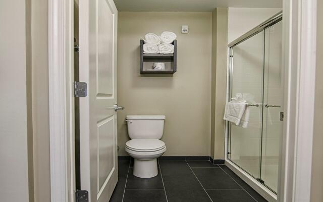 Staybridge Suites Marquette by IHG