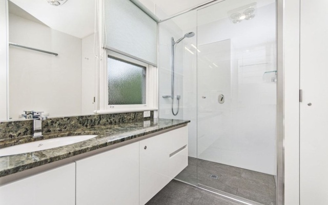 Johansson's Perch Cottage – Bathroom – Port Fairy