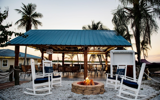 Chokoloskee Island Park and Marina