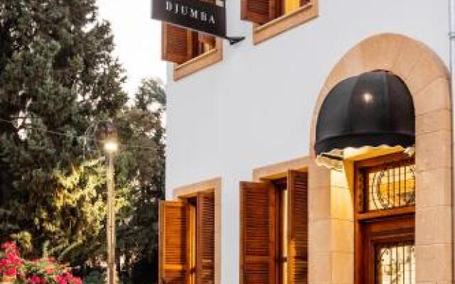 Djumba Hotel & Cafe