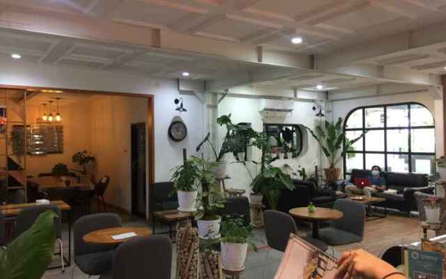Petik Merah Homestay