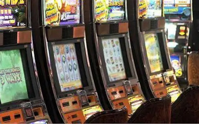 Lakeside Hotel Casino