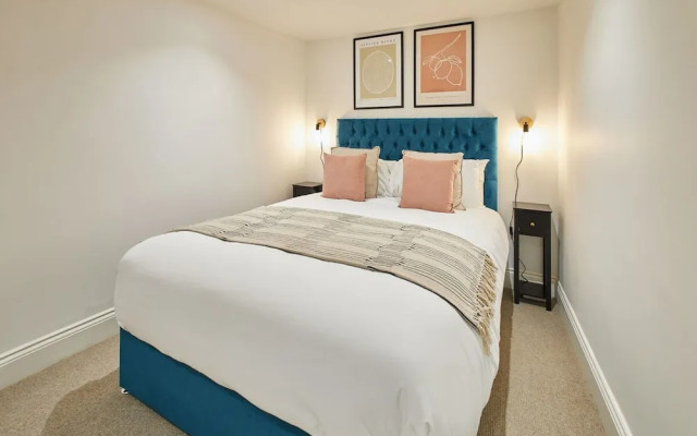 Host Stay Driftwood Apartment