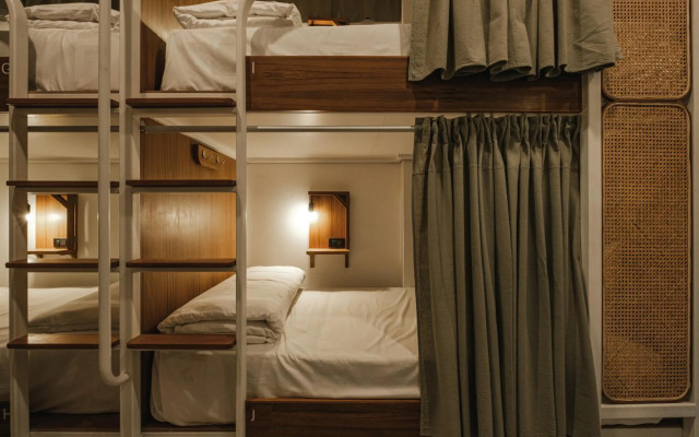 Hidden Garden Hostel