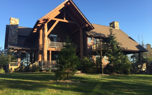 Glacier Paradise 5 Bedroom Townhome