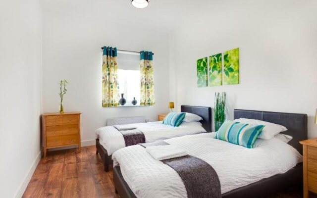 Meridian Apartment Suites