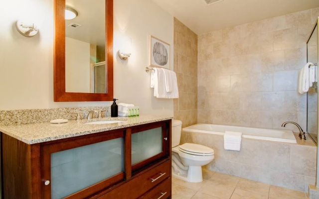 Visit Memphis From A Spacious 1-Bedroom Loft!