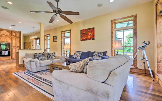 Bright Waveland Home - Walk to Beach Access!