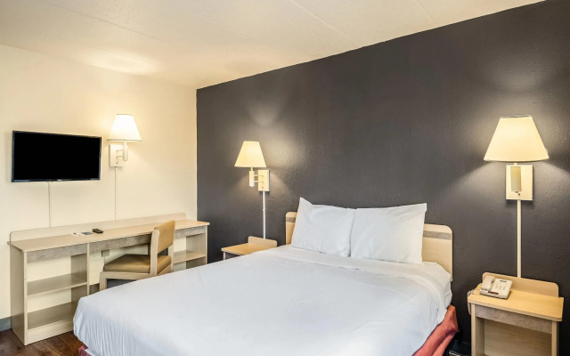 Rodeway Inn Dubuque