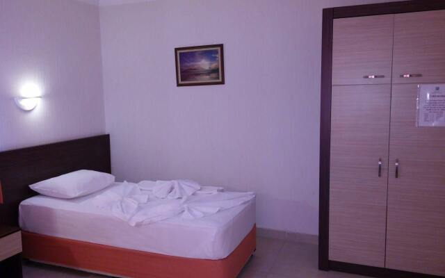 Cleopatra Ada Apart Hotel