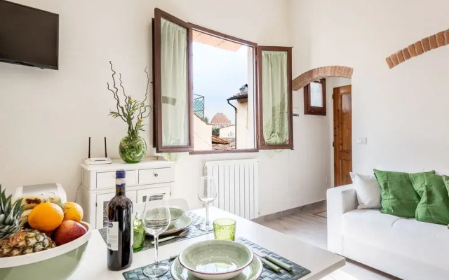 Dreamy Guelfa by Mmega