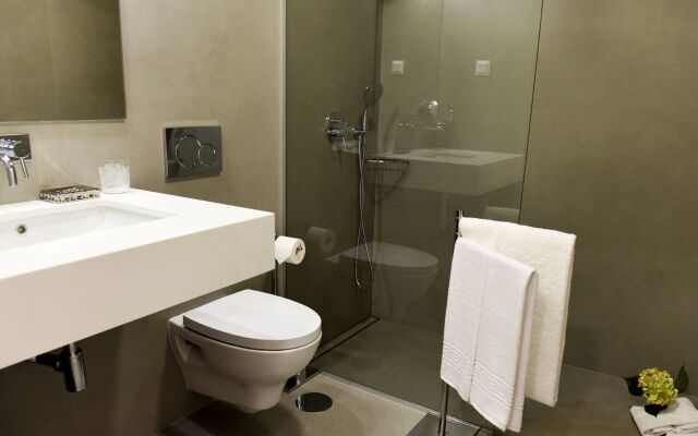 1-bed Loft in beautiful character Babosas Village Apartments