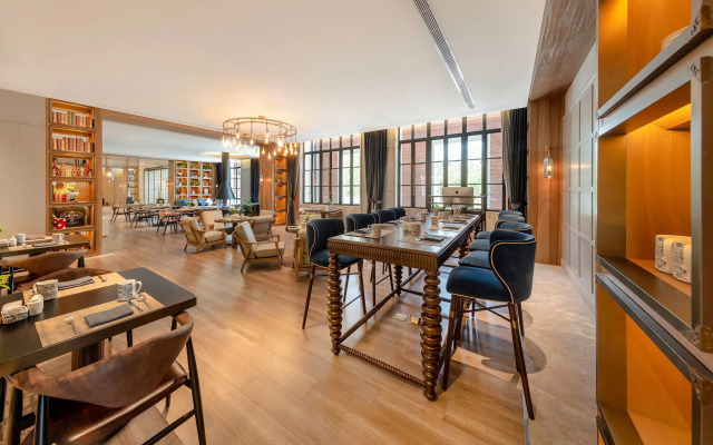 Melia Shanghai Parkside