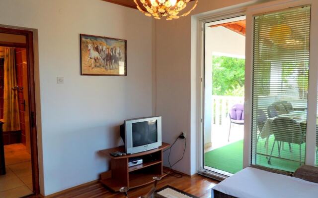 Apartment Borosak