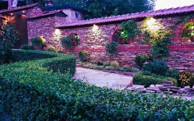 Семеен Хотел Берое