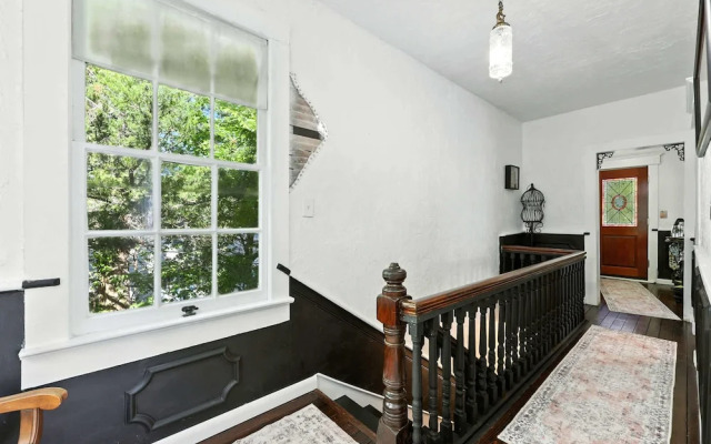 Periwinkle Perch - Home for 4