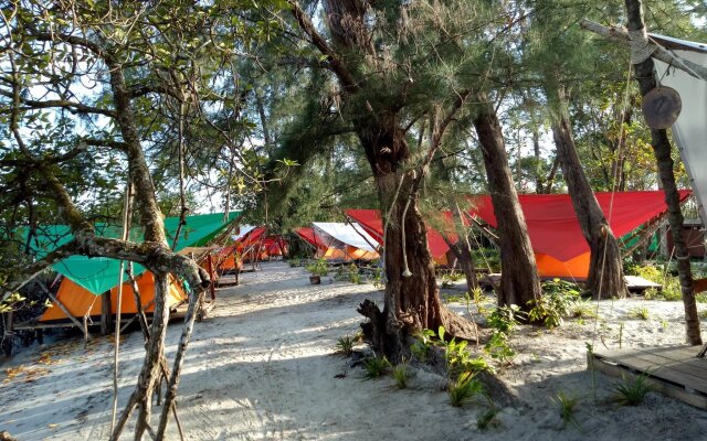 Koh Rong Love Resort - Hostel
