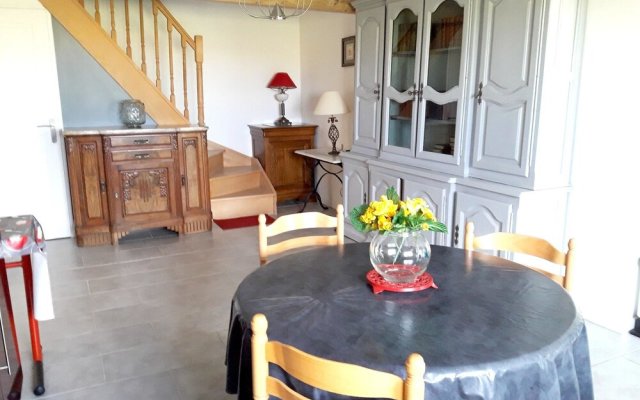 Apartment With 2 Bedrooms in Cambon-lès-lavaur, With Pool Access, Encl