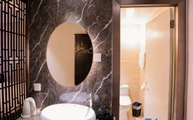 Orchid City Life Hotel