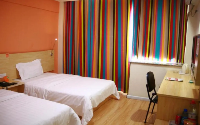 7Days Inn Zibo Dongsi Road Shengshi Xincheng