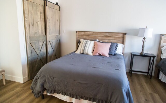 Happy Trails Bed and Breakfast