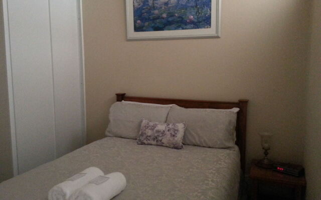 Alexandria Bed & Breakfast