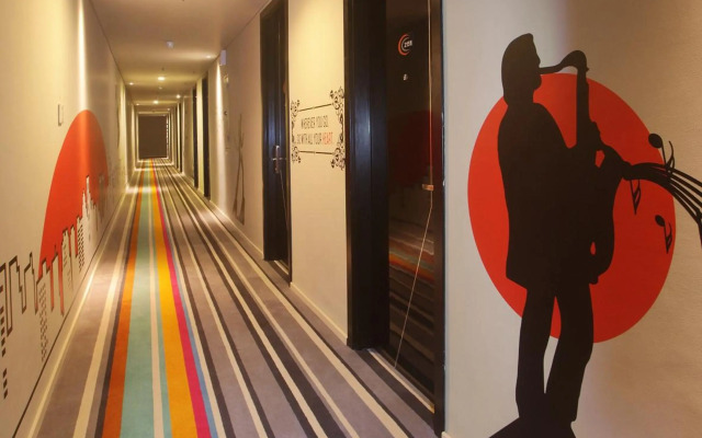 Cabin Hotel