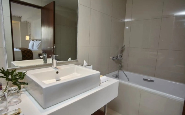 Quest Hotel Tagaytay City