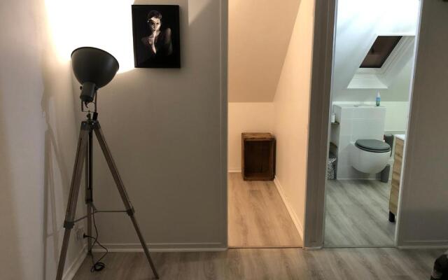 Appartement Cosy avec Balcon au calme proche Gare