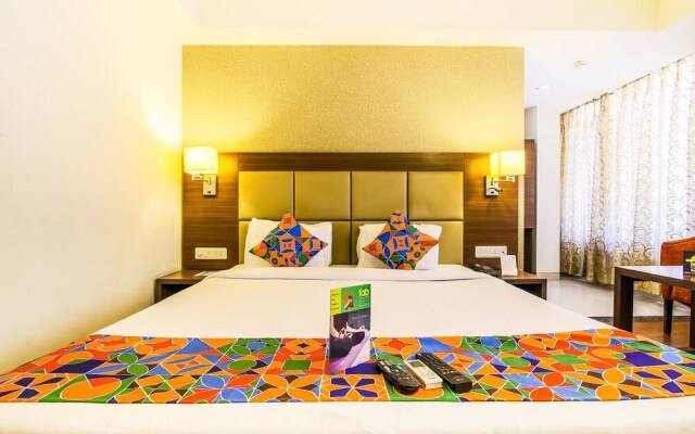 Fabhotel The Pinnacle