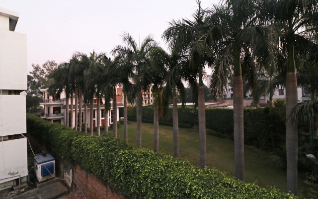 OYO 26911 Kcg Hotels