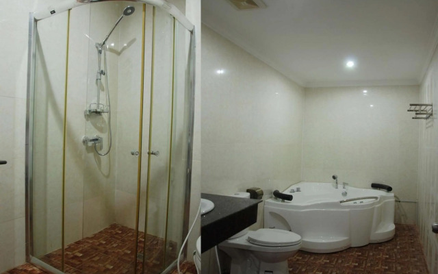 Emerald BB Battambang Hotel