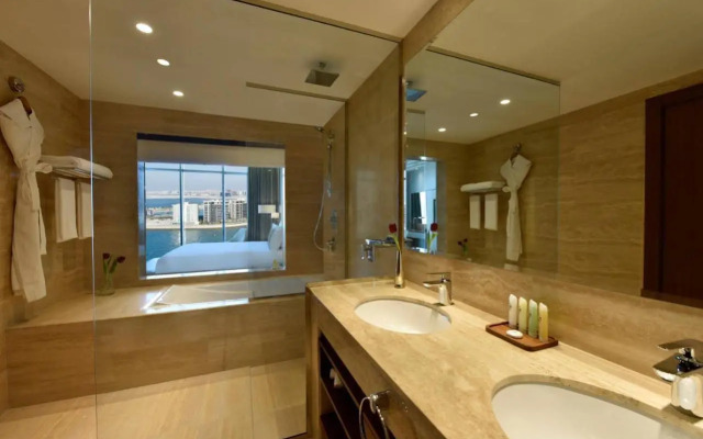 Grand Swiss-Belhotel Waterfront Seef