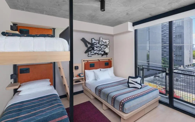 Moxy Miami Wynwood