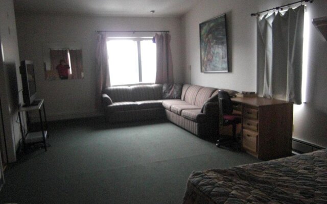 Borealis Inn