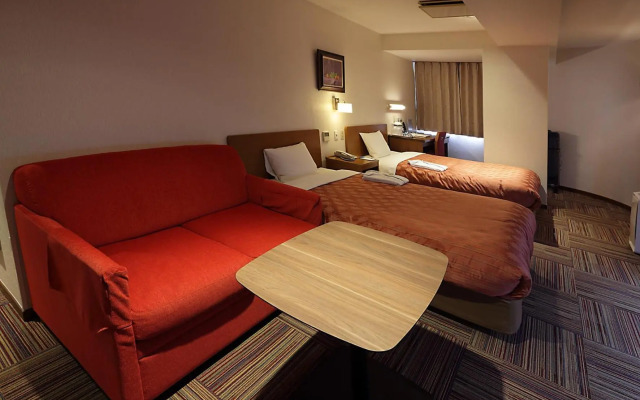 Kumegawa Wing Hotel