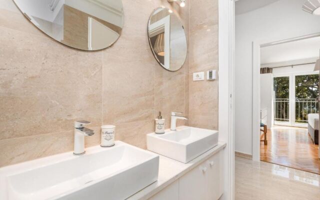 Pool & Wellness Vila Lovran