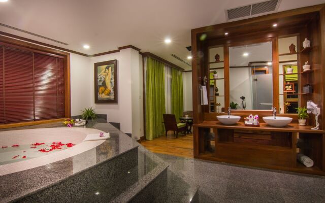 Vid Angkor Boutique