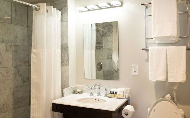 The Esquire Hotel Downtown Gastonia, an Ascend Collection Hotel