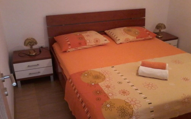 Mari - Barbecue - A1lile