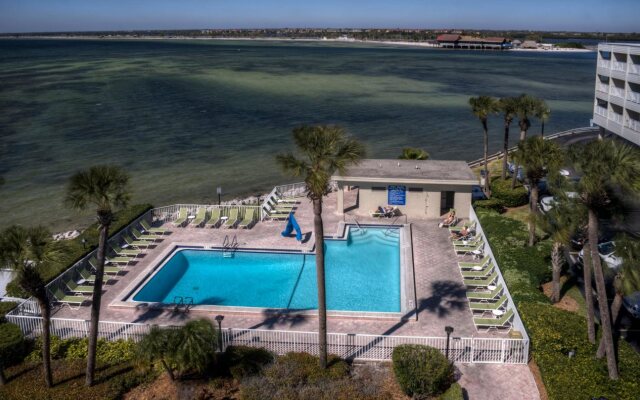 Sailport Waterfront Suites