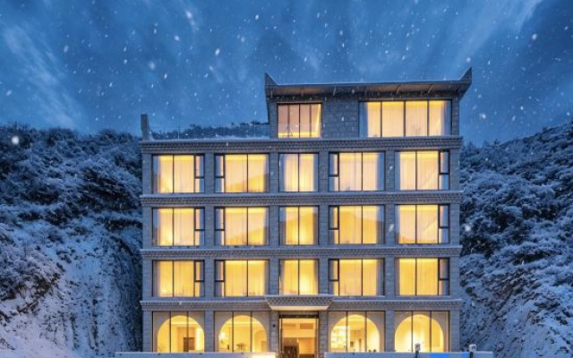 The Island private soup hotel