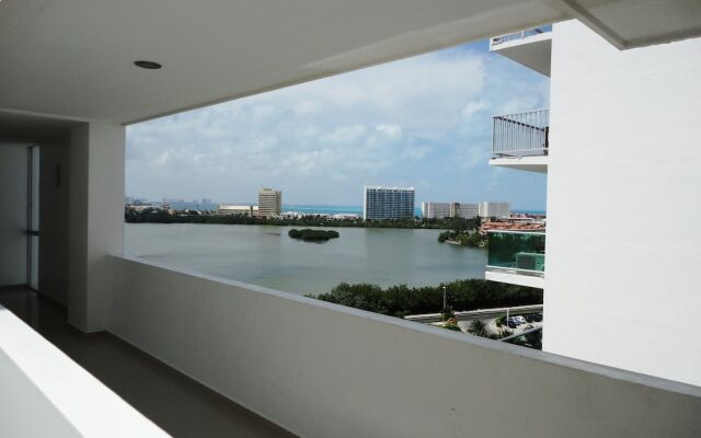 Ocean Front | Sea View