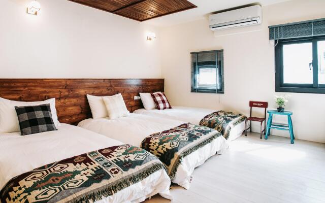 Chuanfanrock Haku Beach Days Inn
