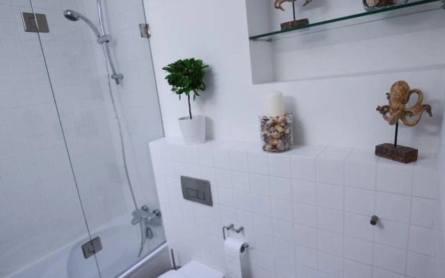 The Fantastic Beach House of Luz