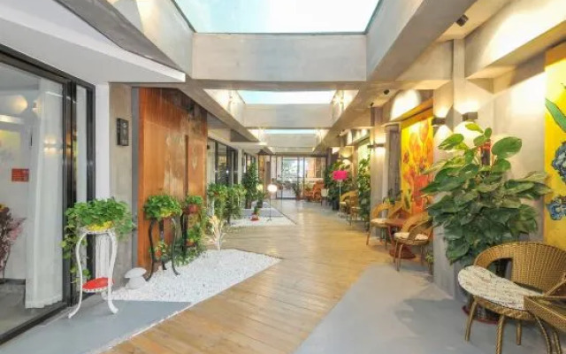 Yintan No.3 Hotel (Beihai Yintan Qiaogang Branch)