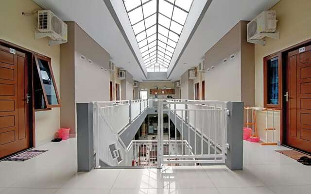 OYO 91066 Wisma Cemara